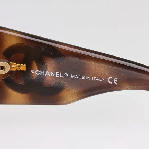 Chanel 5076-H Vintage Square Sunglasses | Brown Tortoise-Shell - Picture 4 of 10